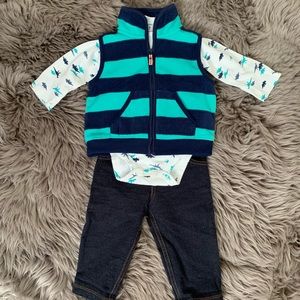 9 mo Fleece Vest Set